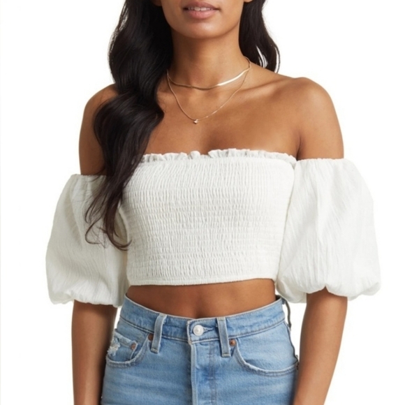 VICI Puffed Sleeve Smocked Crop Top Size L - Picture 1 of 13